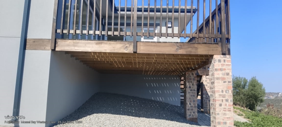 3 Bedroom Property for Sale in Seemeeu Park Western Cape